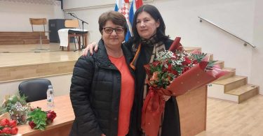 Posuška književnica Miljenka Koštro predstavila zbirku poezije “Plamteći lahori” i proslavila jubilarnih 20 godina književnog rada
