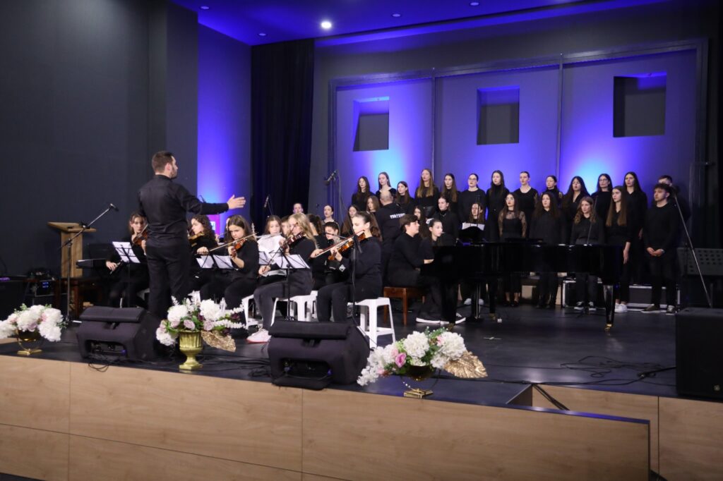 Foto: Održan svečani koncert Glazbene škole Ljubuški “Posvećeno mome Gradu”