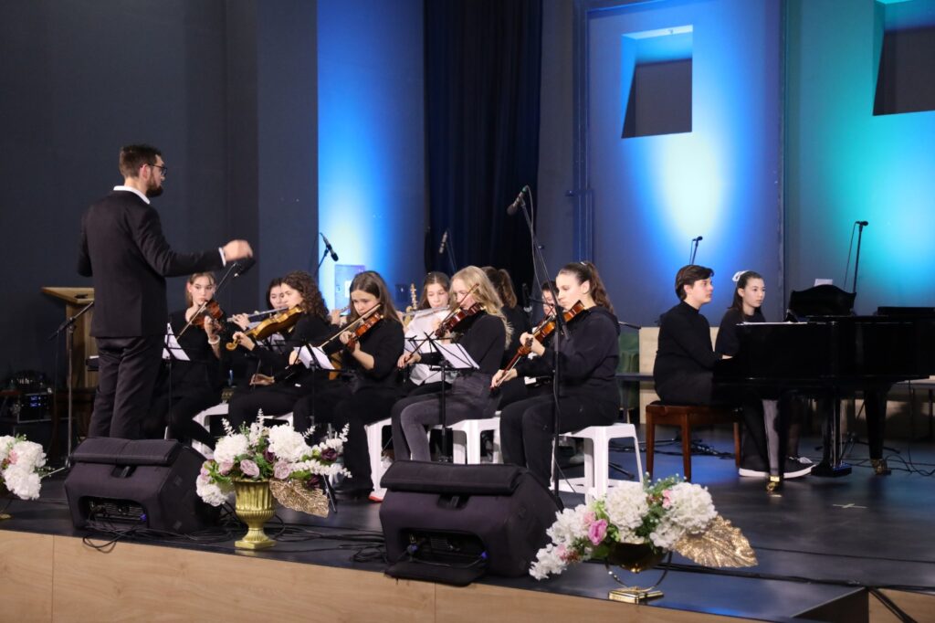 Foto: Održan svečani koncert Glazbene škole Ljubuški “Posvećeno mome Gradu”