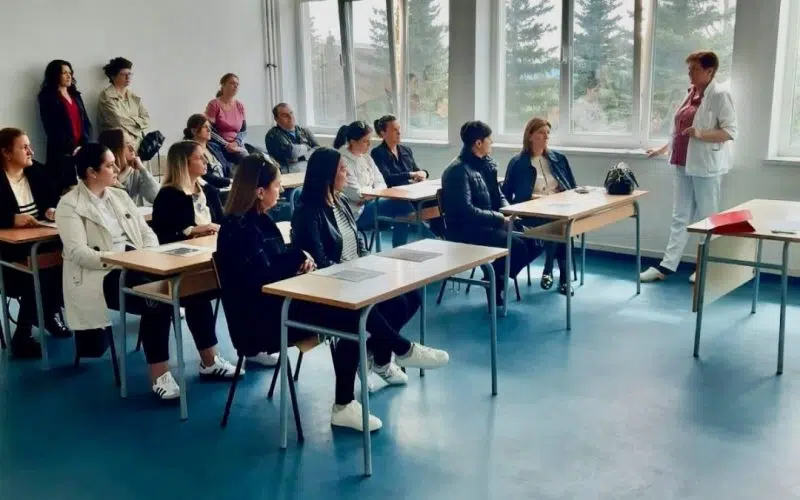 FOTO: Održana predavanja o cijepljenju protiv HPV-a u osnovnim školama na području općine Tomislavgrad