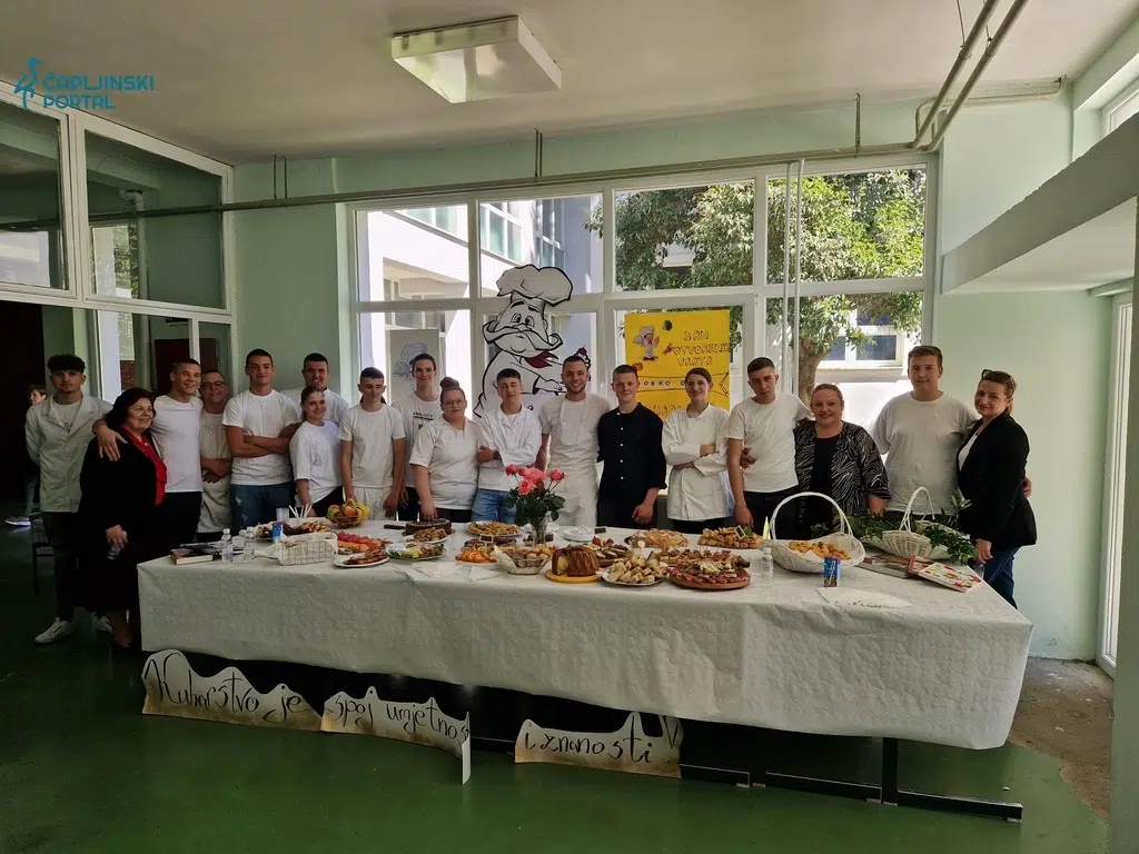 FOTO | U Srednjoj školi Čapljina održan Dan otvorenih vrata