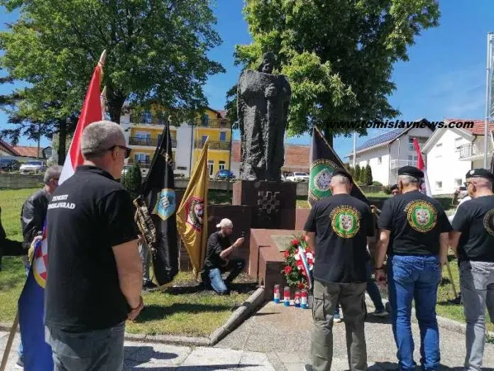 Fotovideo Danas Je U Tomislavgradu Upriliceno Druzenje Pripadnika Oklopno Mehaniziranih Postrojbi