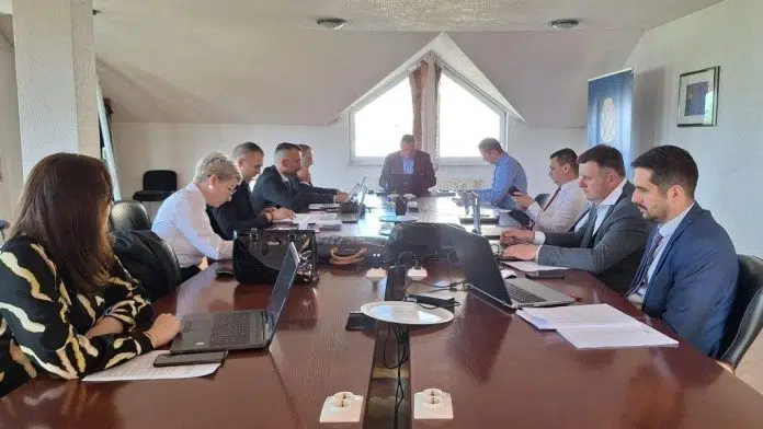 Livanjska Gimnazija Dobiva Sportsku Dvoranu