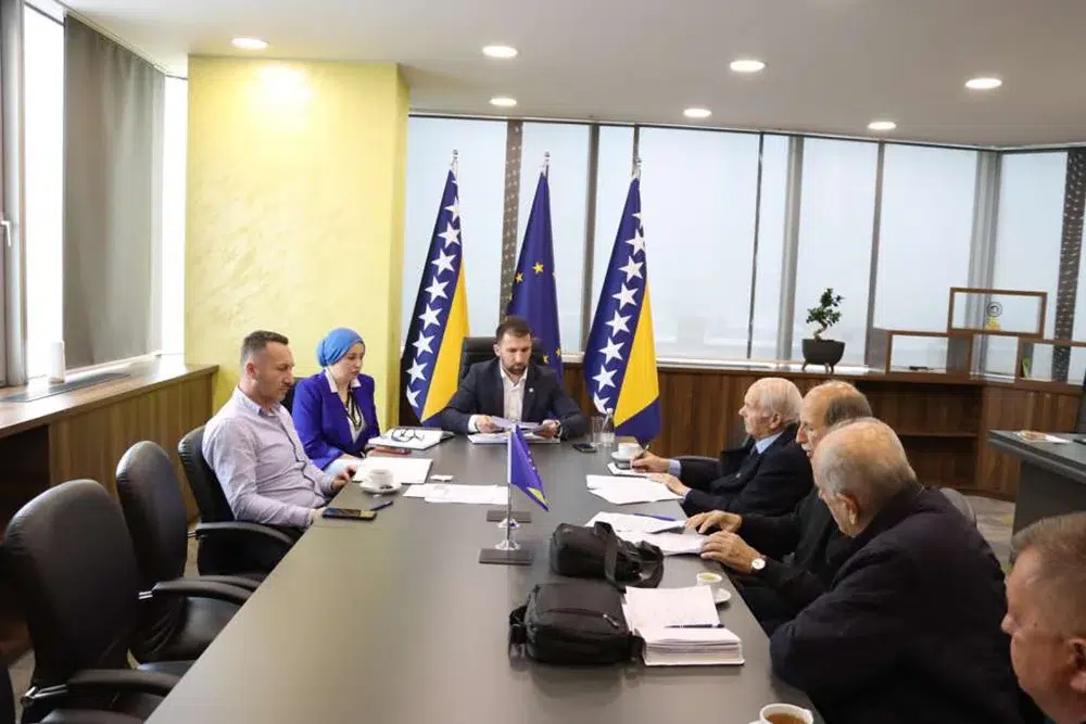 Sastanak s predstavnicima umirovljenika o povećanju mirovina