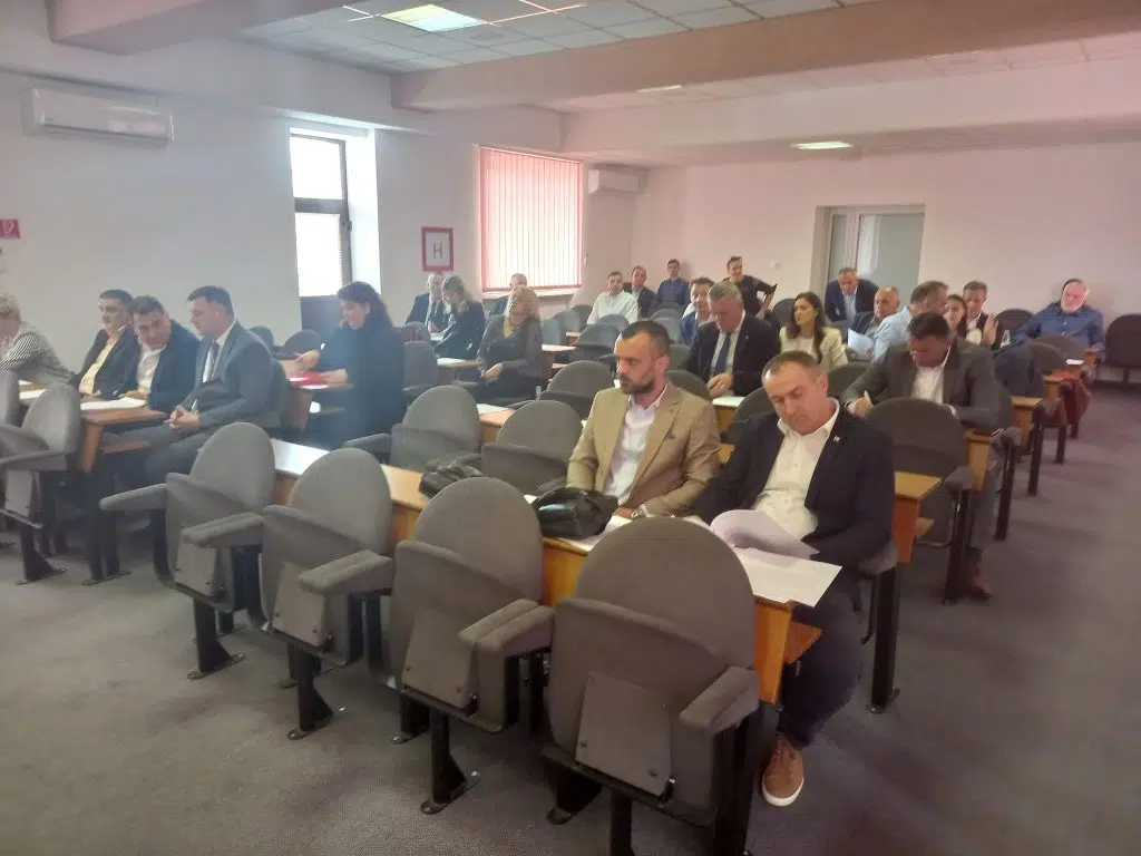 Skupština HBŽ je usvojila Zakon o mirnom okupljanju.