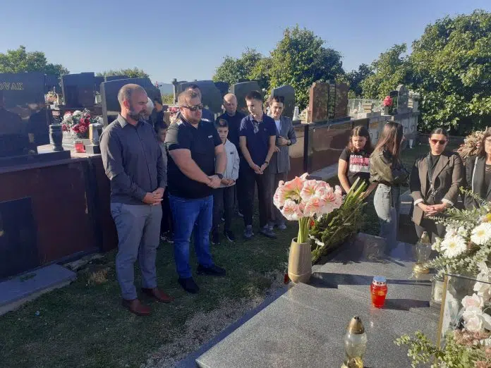 1715413709 Obiljezena 31 Godisnjica Smrti Pukovnika Zvonimira Cuvala