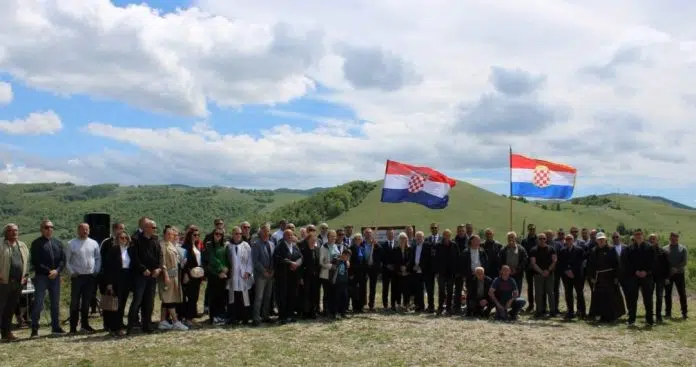 Šujica: Obilježena 33. obljetnica zaustavljanja tenkova (foto) 1715441753 Sujica Obiljezena 33 Obljetnica Zaustavljanja Tenkova