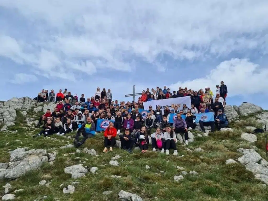 Tradicionalni uspon na livanjsku planinu ‘100 žena na Kamešnici’