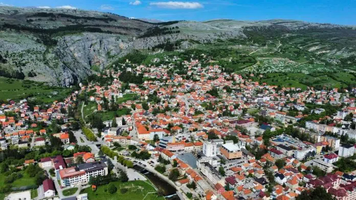 Anonimni portali u Livnu i Hercegbosanskoj županiji ponovo šire klevete Anonimni Portali U Livnu I Hercegbosanskoj Zupaniji Ponovo Sire Klevete