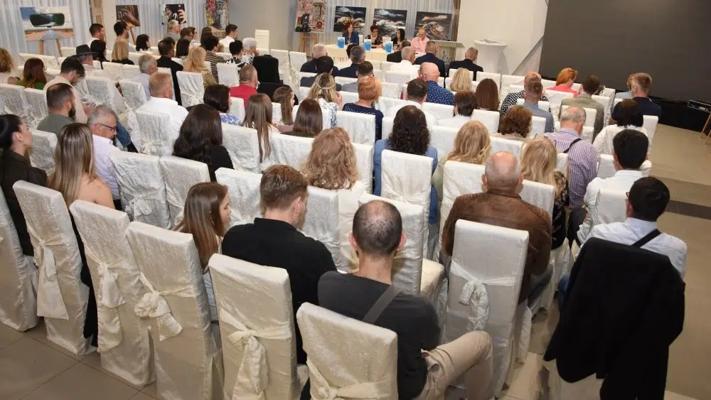 Irena Musa i Saša Šantić istražuju različite važne teme kroz svoj rad.