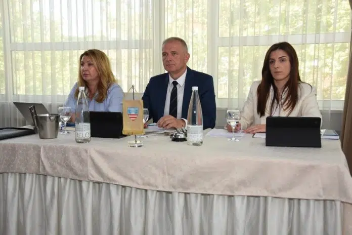 Jednoglasno Usvojena Odluka O Dodjeli Jednokratne Financijske Potpore Maturantima