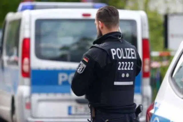 Maloljetnik-pretukao-njemackog-politicara-Sam-se-predao-policiji.jpeg Maloljetnik Pretukao Njemackog Politicara Sam Se Predao Policiji