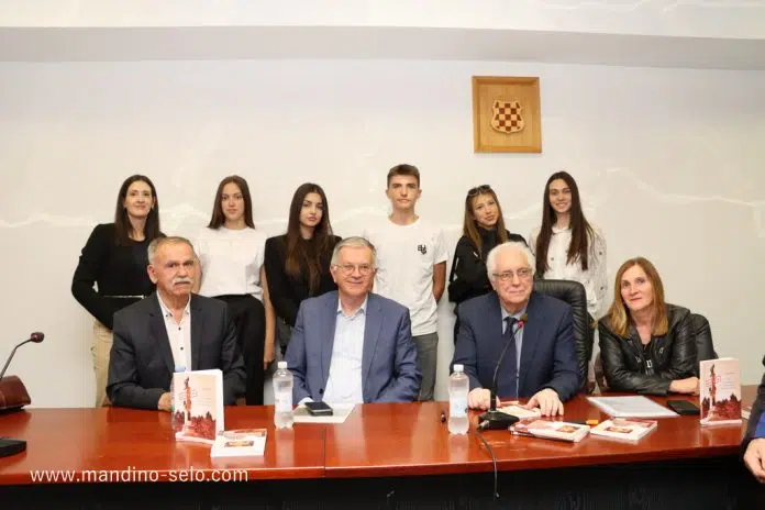Predstavljanje najnovije knjige prof. dr. sc. Mihovila Biočića Predstavljanje Najnovije Knjige Prof Dr Sc Mihovila Biocica Lazi O