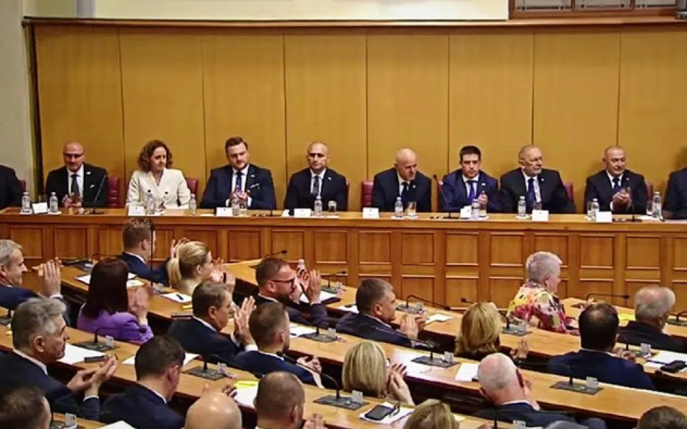 Sabor izglasao povjerenje vladi, prisegnuli Plenković i ministri