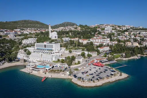 Turisticka Sezona U Neumu Popunjenost 70 Cijene Otisle Gore Za