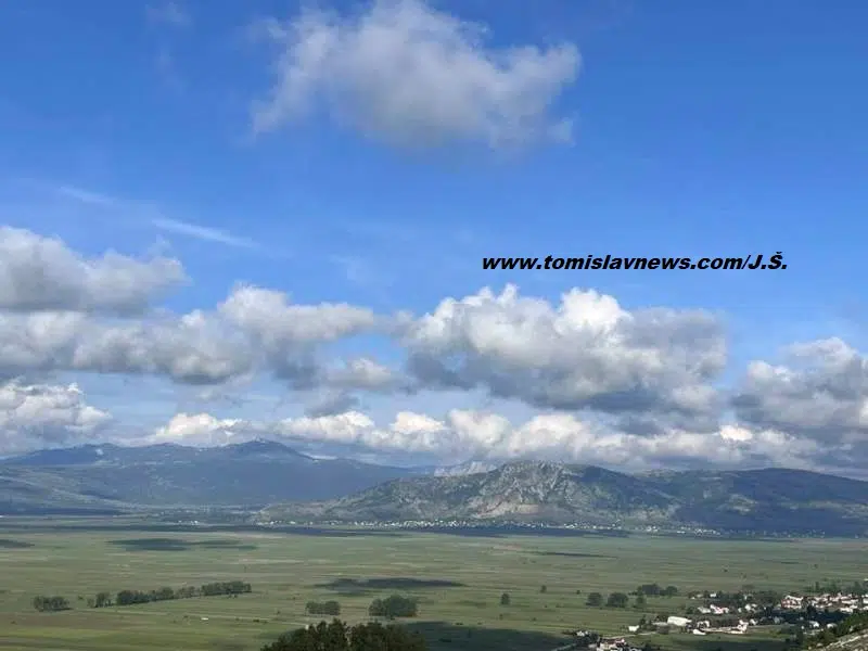 Ugodno oblačno i toplo jutro iz Tomislavgrada!
