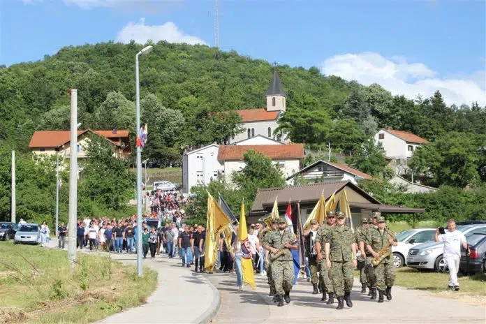 Posuški Gradac: Povodom 32. obljetnice osnutka 1718354950 Posuski Gradac Povodom 32 Obljetnice Osnutka Busici Obiljezili Poseban Jubilej