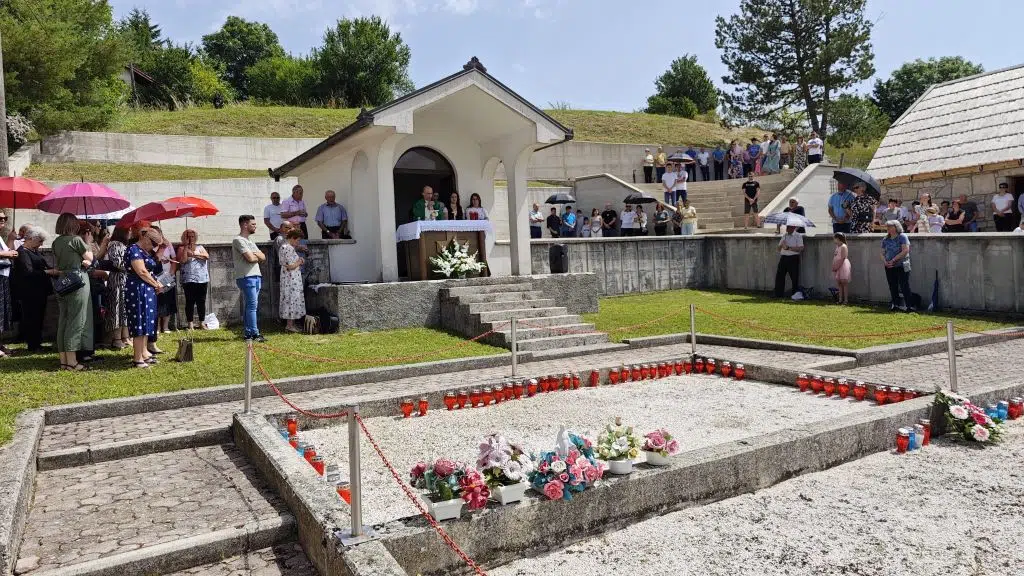 Misa u spomen na 83 nevino stradalih mještana Lug, Kuk i Letka