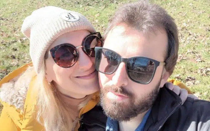 Dugo držao mrtvu suprugu u stanu dok je pisao ljubavne 1719762721 Dugo Drzao Mrtvu Suprugu U Stanu Dok Je Pisao Ljubavne