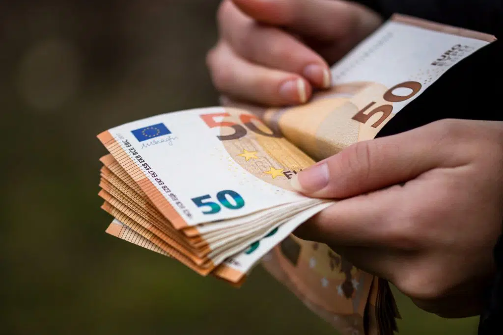 BiH usvojila Strategiju za suzbijanje korupcije