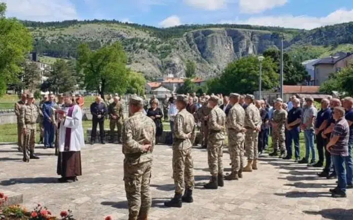 Livno Obiljezena 30 Godisnjica Formiranja 1 Gardijske Brigade Hvo A