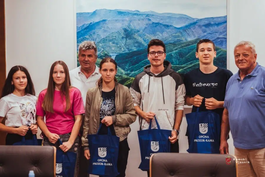 Načelnik dr. Jozo Ivančević ugostio učenike generacije u školskoj godini 2023./2024.