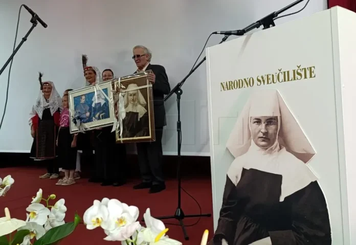 Otkriven Spomenik Casnoj Sestri U Livnu Koja Je Sa Stepincem.webp