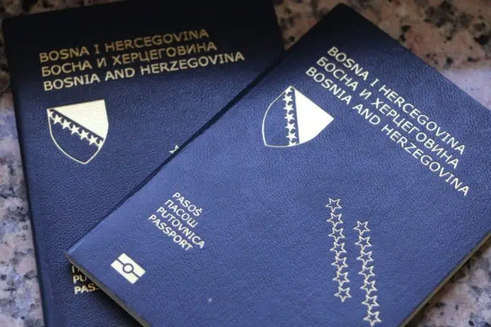 Polako nestaje pečatiranje putovnica Polako Nestaje Pecatiranje Putovnica