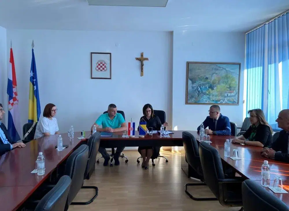Povećane plaće za djelatnike osnovnih škola u ŽZH