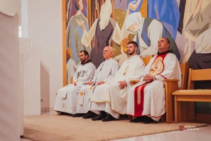 Svecana Proslava Nebeskog Zastitnika Svetog Ante U Zupi Gracac