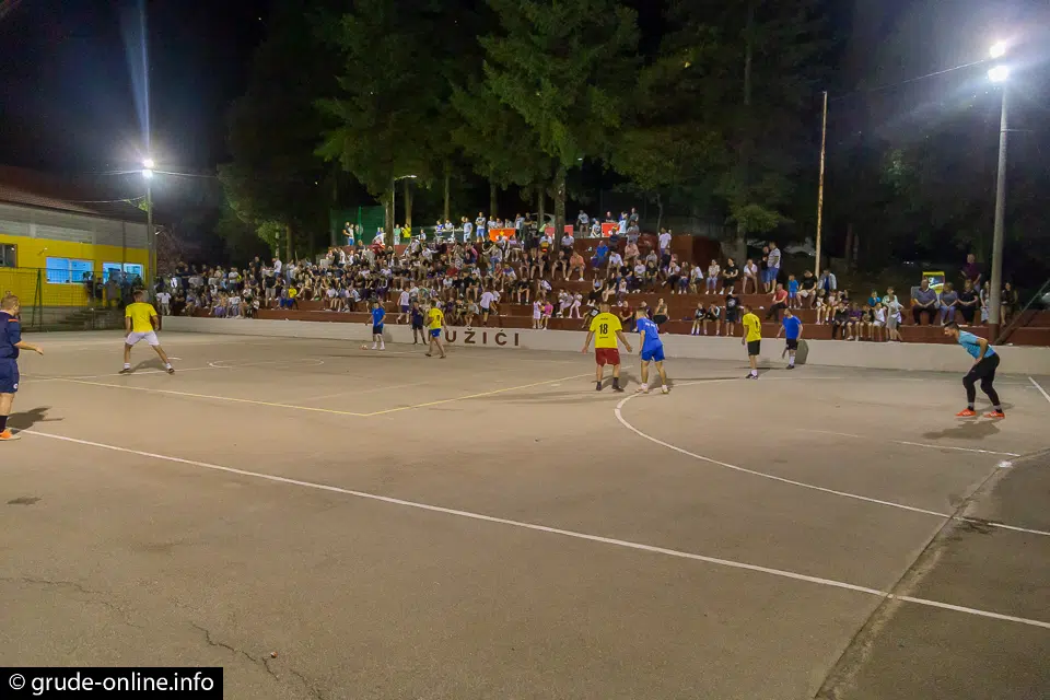 Večeras je polufinale 21. malonogometnog turnira Ružići 2024.