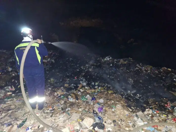 FOTOGRAFIJA: Požar na deponiji otpada na Klepovici Fotografija Pozar Na Deponiji Otpada Na Klepovici