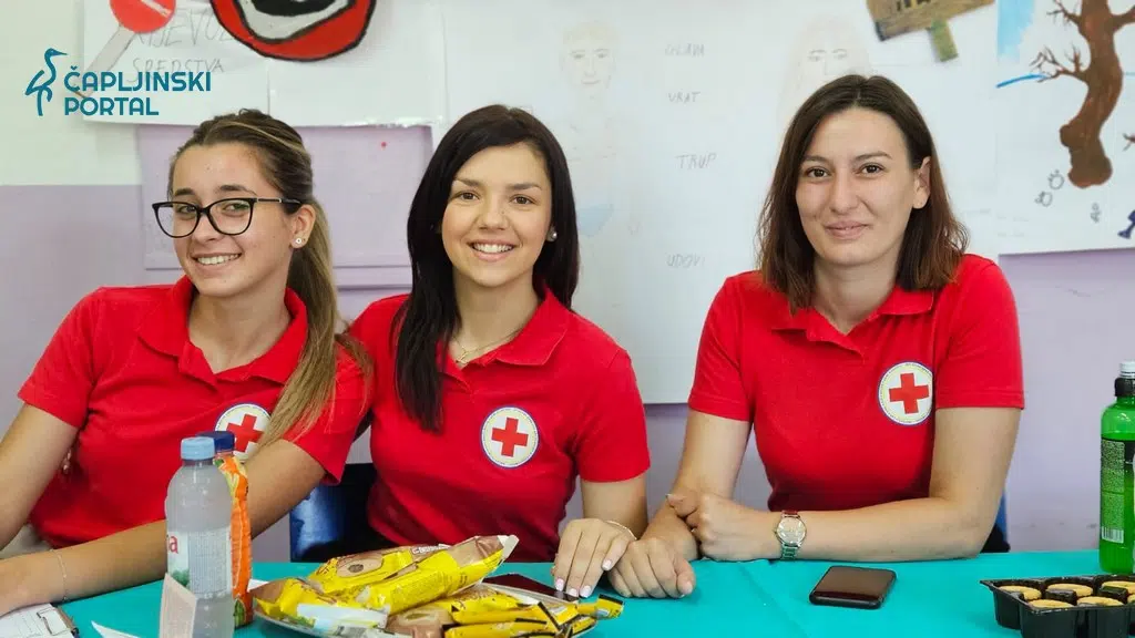 FOTOGRAFIJA | U Trebižatu započela akcija darivanja krvi – odziv izuzetno dobar