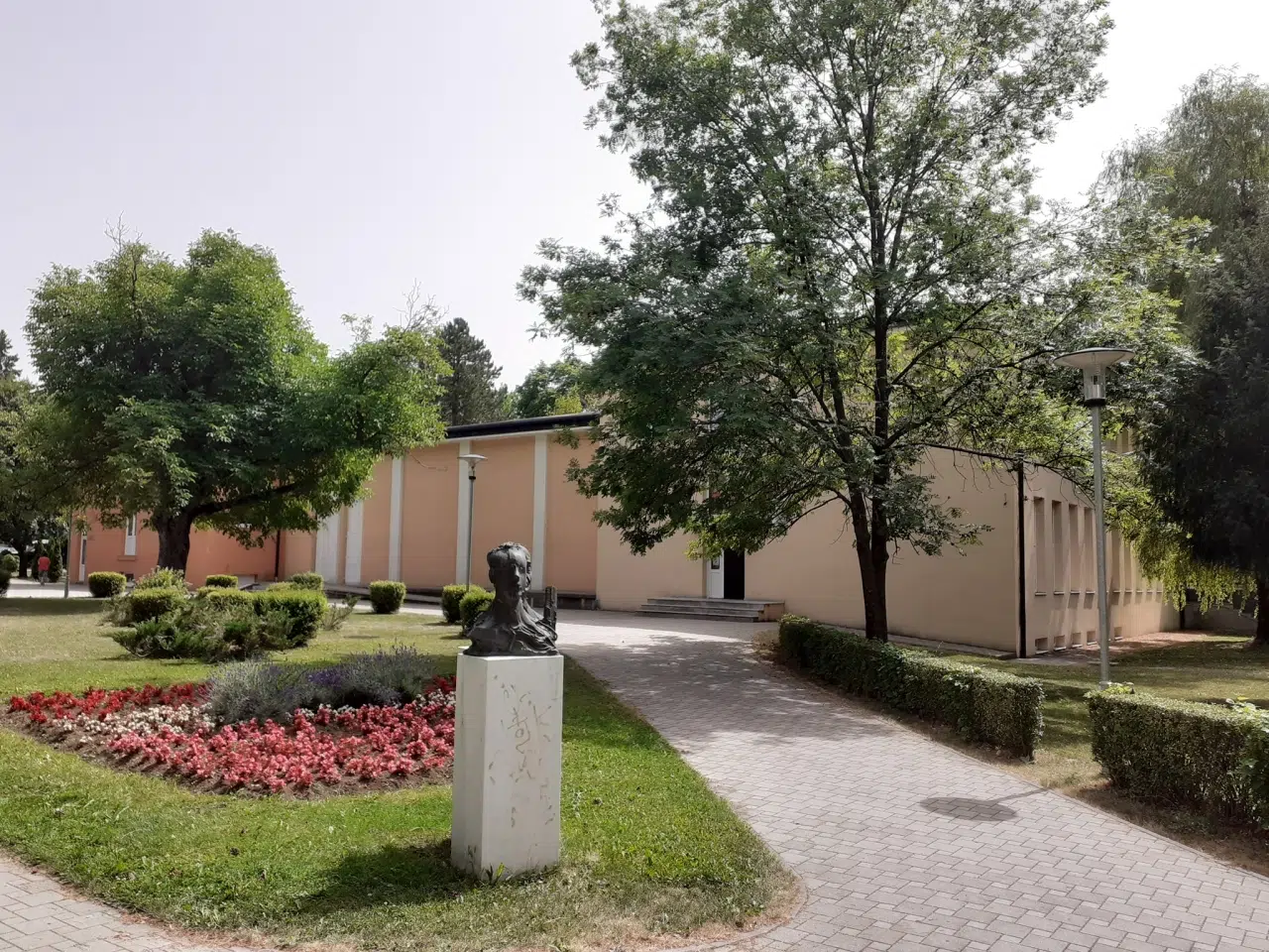 Javni natječaj za izbor i imenovanje ravnatelja Narodnog sveučilišta Livno