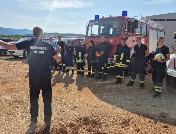 Krizevac Pozar Je Pod Kontrolom Zahvala Vatrogascima