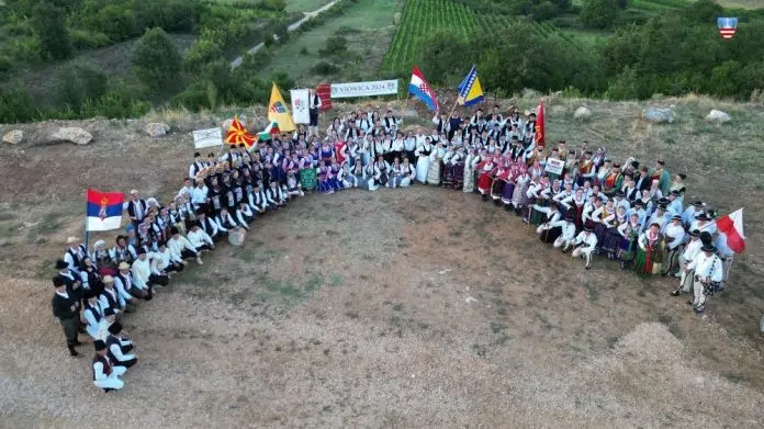 Kulturno Umjetnicka Drustva Iz Sedam Drzava Zablistala Na Medunarodnoj Smotri U