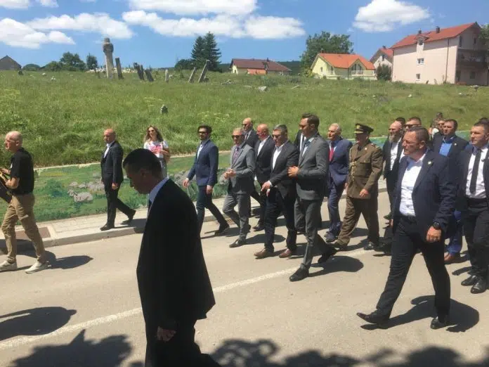 Milanoviću u posjeti Tomislavgradu: Hrvatska podrška Hrvatima u ostvarivanju prava Milanovicu U Posjeti Tomislavgradu Hrvatska Podrska Hrvatima U Ostvarivanju Prava
