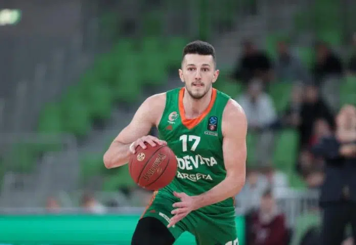 Nba Klub Priprema Ugovor Za Igraca Iz Livna