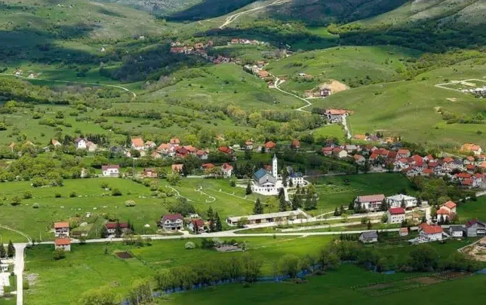 Obavijest O Otvaranju Hrvatskog Doma Stjepana Radica U Sujici