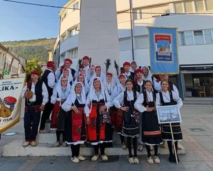 Odrzana Medunarodna Smotra Folklora Kad Zapjevam Niz Livanjsku Stranu