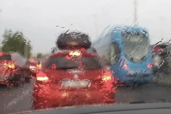 Otezan Promet Na Vecini Putnih Pravaca U Bih Zbog Jakih