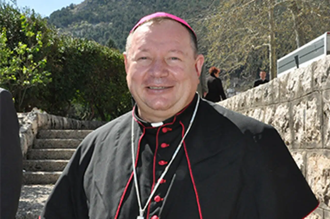 Papa Franjo prihvatio zahtjev mons. Marka Semrena za razrješenje dužnosti pomoćnog biskupa banjolučkog