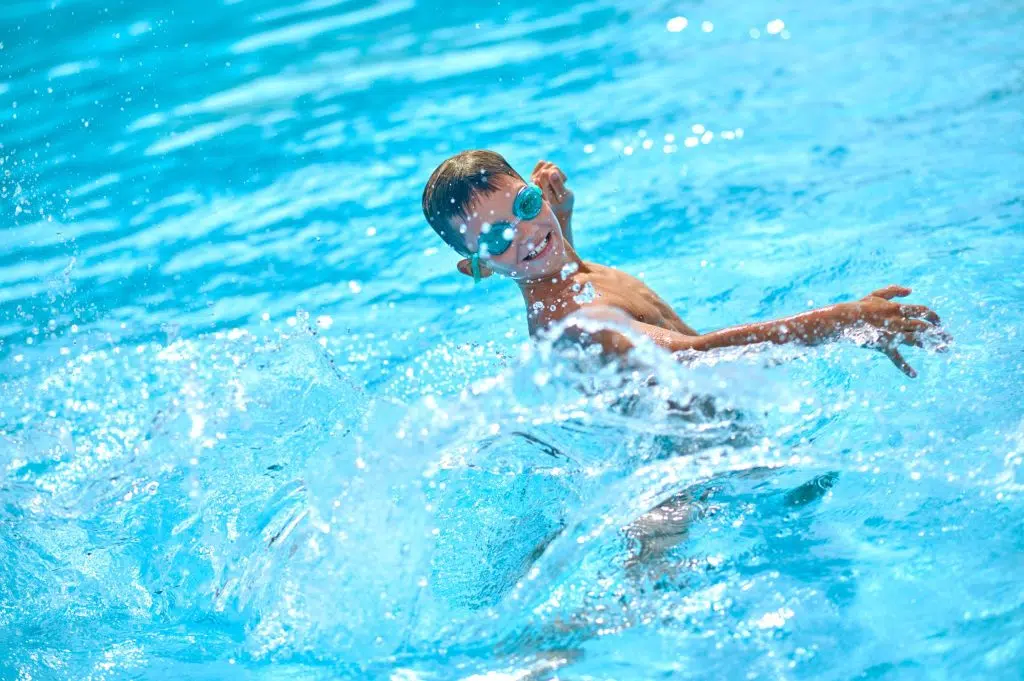 Univerzalna sportska škola: Završen treći ciklus plivanja
