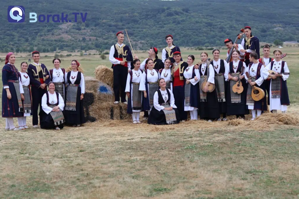 Međunarodna smotra folklora održana u Roškom Polju (foto/video)