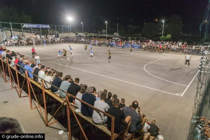 FOTOGRAFIJA: Grude Centar i Drinovci 2 u finalu Malonogometne LMZ 1722928575 Fotografija Grude Centar I Drinovci 2 U Finalu Malonogometne Lmz