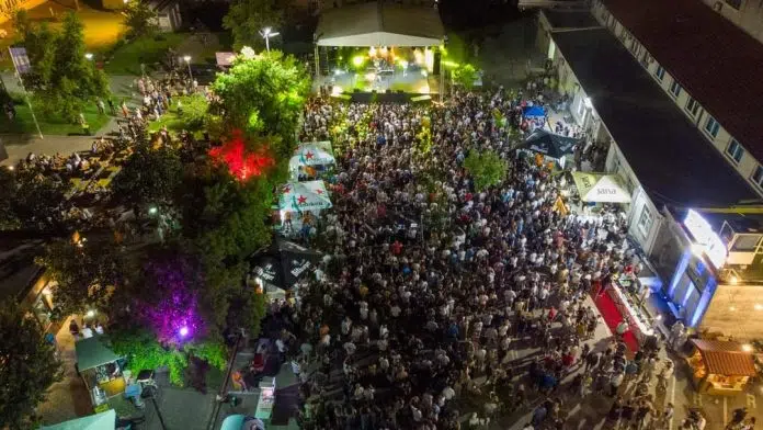1723367399 Videofest Piva Ljubuski Uzbudljiva Atmosfera Prvog Dana Nastavlja Se Veceras