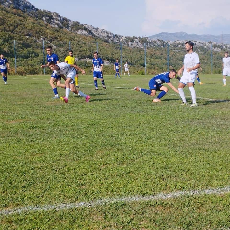 Seniori HNK Neuma započeli prvenstvo pobjedom.