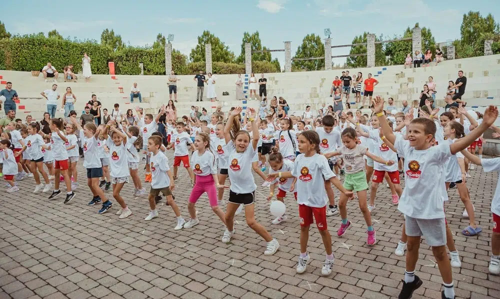 Eksplozija talenta u Herceg etno selu
