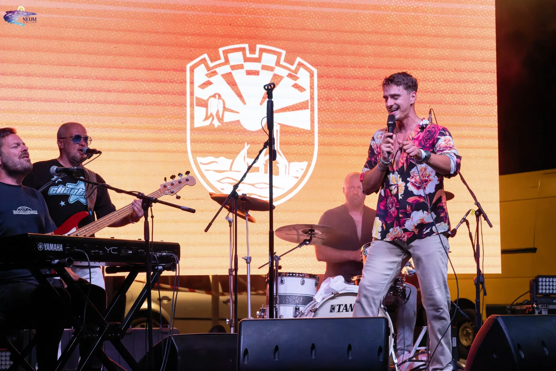 FOTO| Adi Šoše održao nezaboravan koncert u Neumu