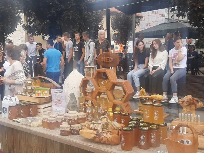 Javni Poziv Za Ucesce Na 3 Sajmu Prehrambeno Poljoprivrednih Proizvoda Obrta